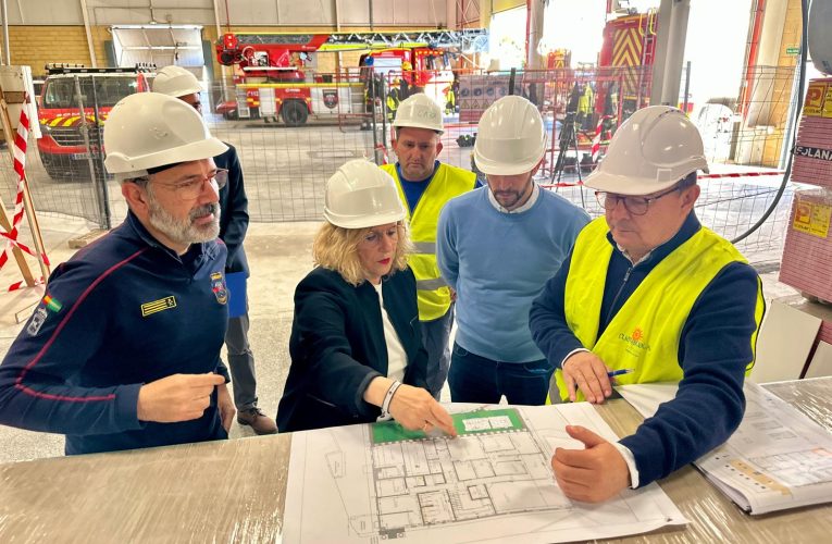 The Fuengirola City Council begins the reform of the Fire Station to reinforce security and modernize the service