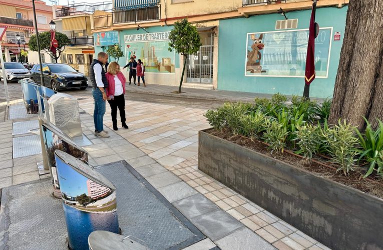 The Fuengirola City Council completes the renovation works of the existing square between Sevilla and San Salvador streets