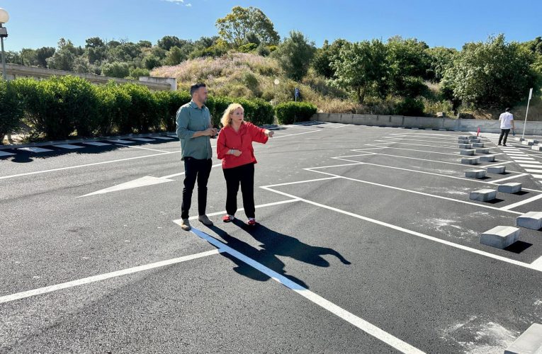 The Fuengirola City Council expands the parking lot at the San Cayetano Cemetery Park with more than a hundred spaces